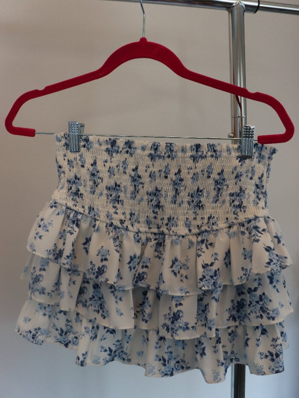 Rock n Rags blue and white floral ruffle mini skirt